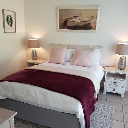 Thirty River Club Villas Managed By The Paper Fig House Plettenberg Bay Eksteriør bilde